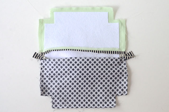 Color Block Curve Top Cosmetic Bag Tutorial