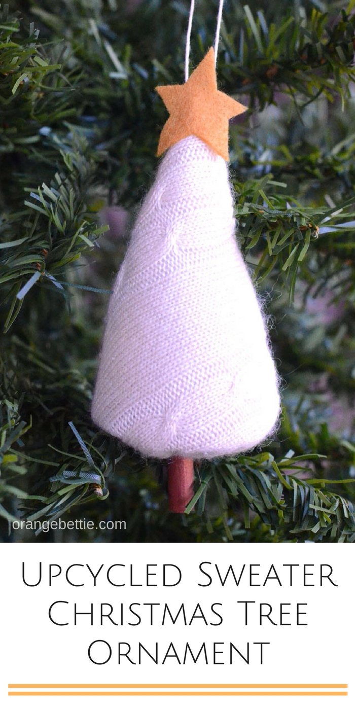 Upcycled Sweater Christmas Tree Ornaments - Free Pattern #Christmasornament #diytutorial #recycledcrafts