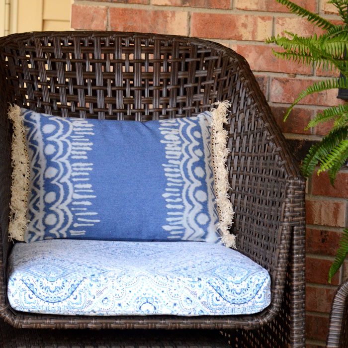 DIY Boho Bleach Denim Pillow - Tutorial