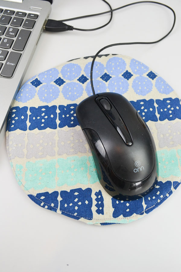 DIY Mouse Pad by Heather Handmade