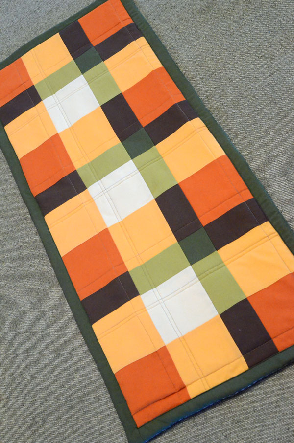 Patchwork Plaid Table Runner Hot Pad - Sewing Tutorial