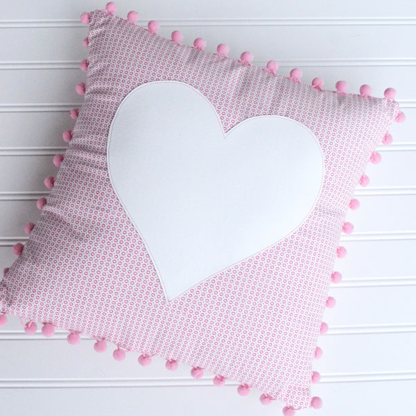 Pom Pom Heart Pillow Tutorial -  with free pattern