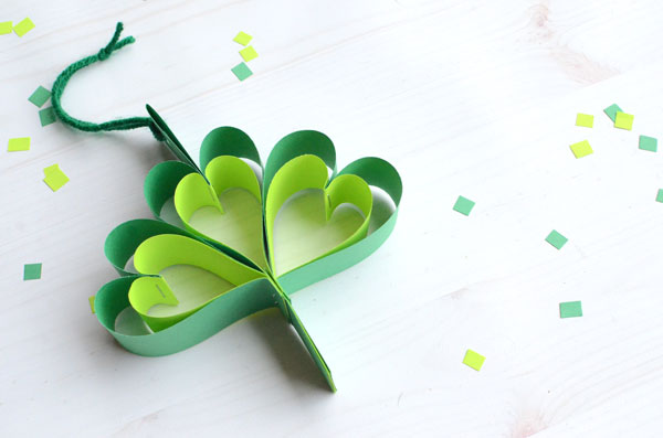 Easy Paper Shamrock – 3 Minute Craft Tutorial