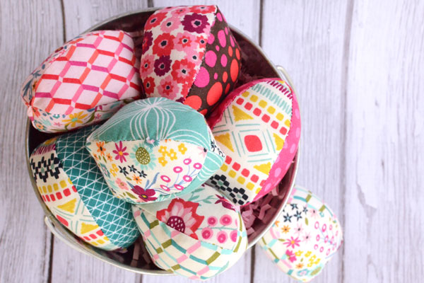 Soft Fabric Easter Egg - Free Sewing Pattern