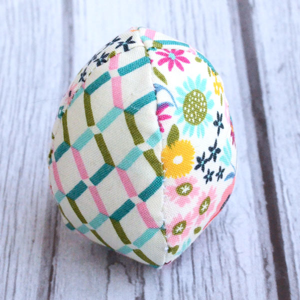 Soft Fabric Easter Egg - Free Sewing Pattern