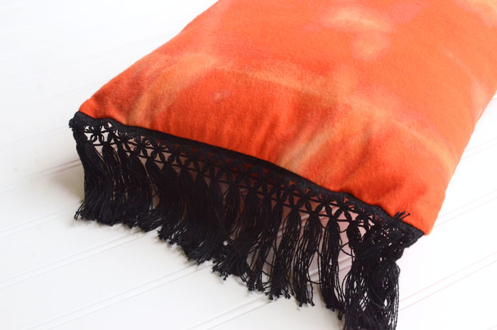 DIY Bleach Shibori Pillow – Sewing Tutorial by Orange Bettie