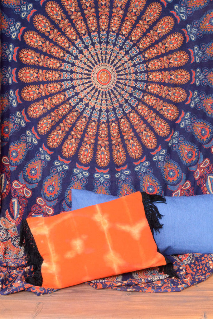 DIY Bleach Shibori Pillow – Sewing Tutorial by Orange Bettie