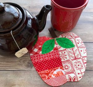 How to Sew Quilted Apple Coasters by Seasoned Homemaker