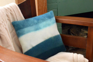 DIY Dip Dye Ombre Wool Pillow by Orange Bettie