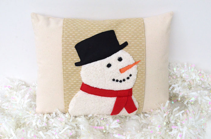 DIY Christmas Snowman Pillow Wrap – Free Pattern