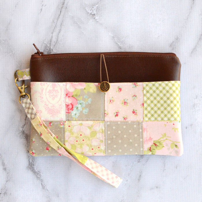 Patchwork Pocket Wristlet Zipper Pouch Tutorial